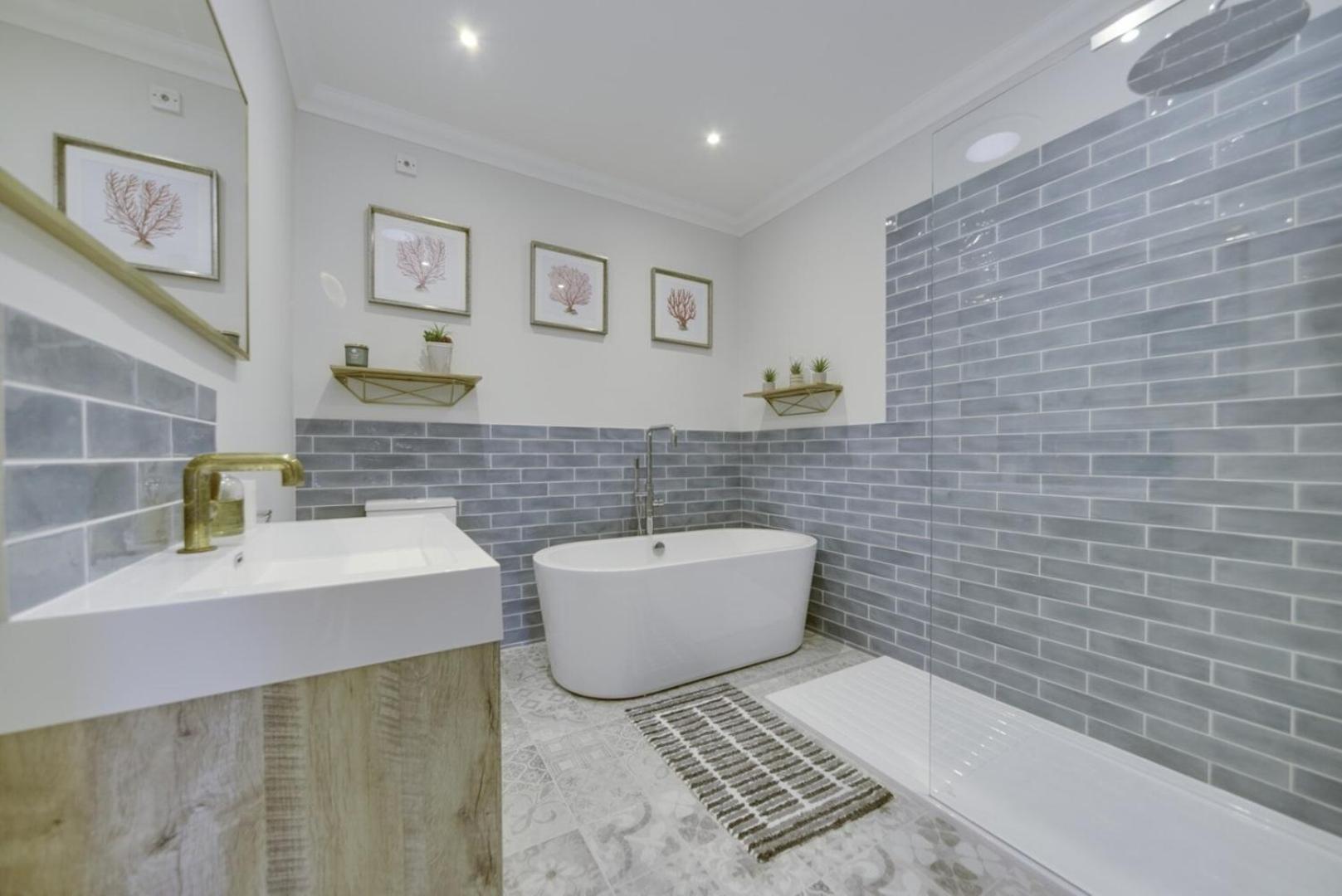 ליטלהמפטון Super 5 Bedroom Family Friendly Retreat Rustington מראה חיצוני תמונה
