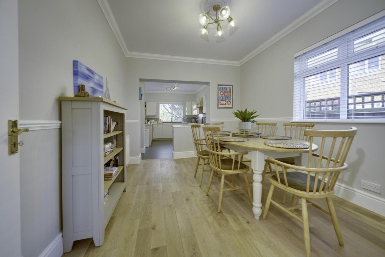 ליטלהמפטון Super 5 Bedroom Family Friendly Retreat Rustington מראה חיצוני תמונה